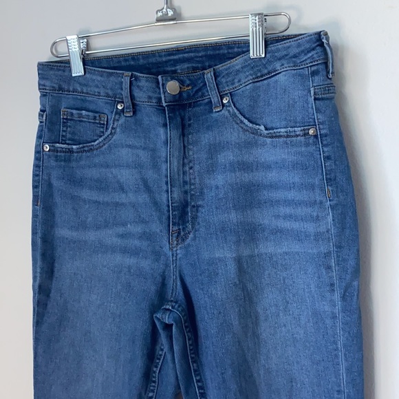 Jeans - Picture 2 of 4